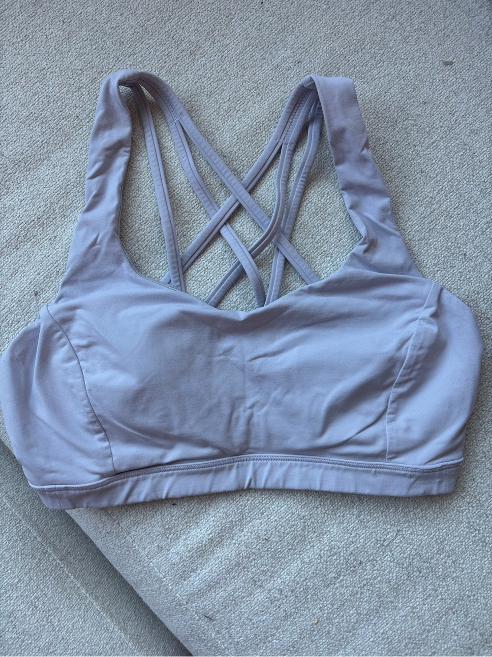 lululemon Free to be Serene Bra Lavender Dew Size 8 (M)